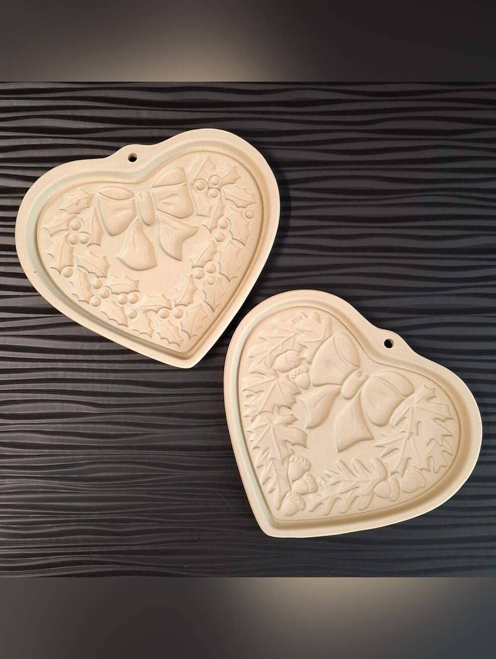 Pampered Chef Festive Stone Autumn Wreath/Winter Wreath Cookie Molds Set Of Two